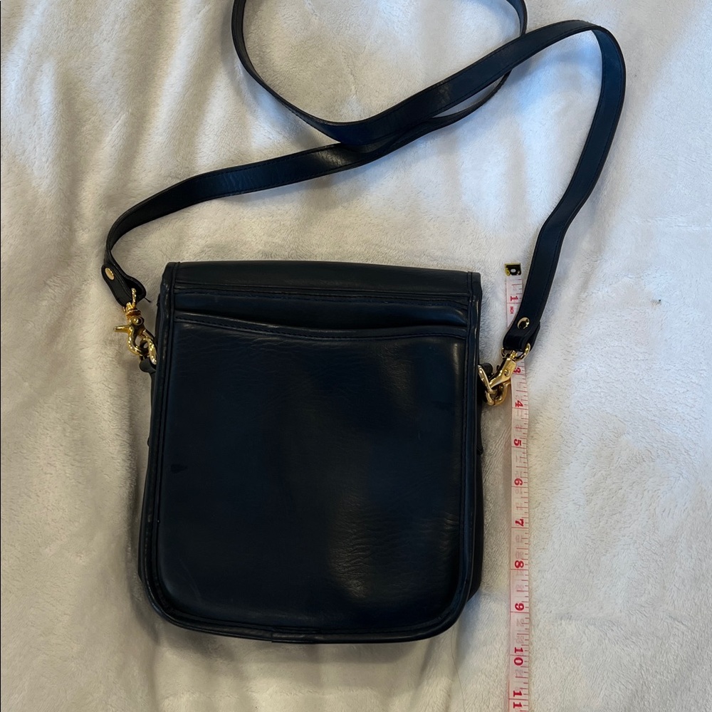 Coach - Picture 2 of 4